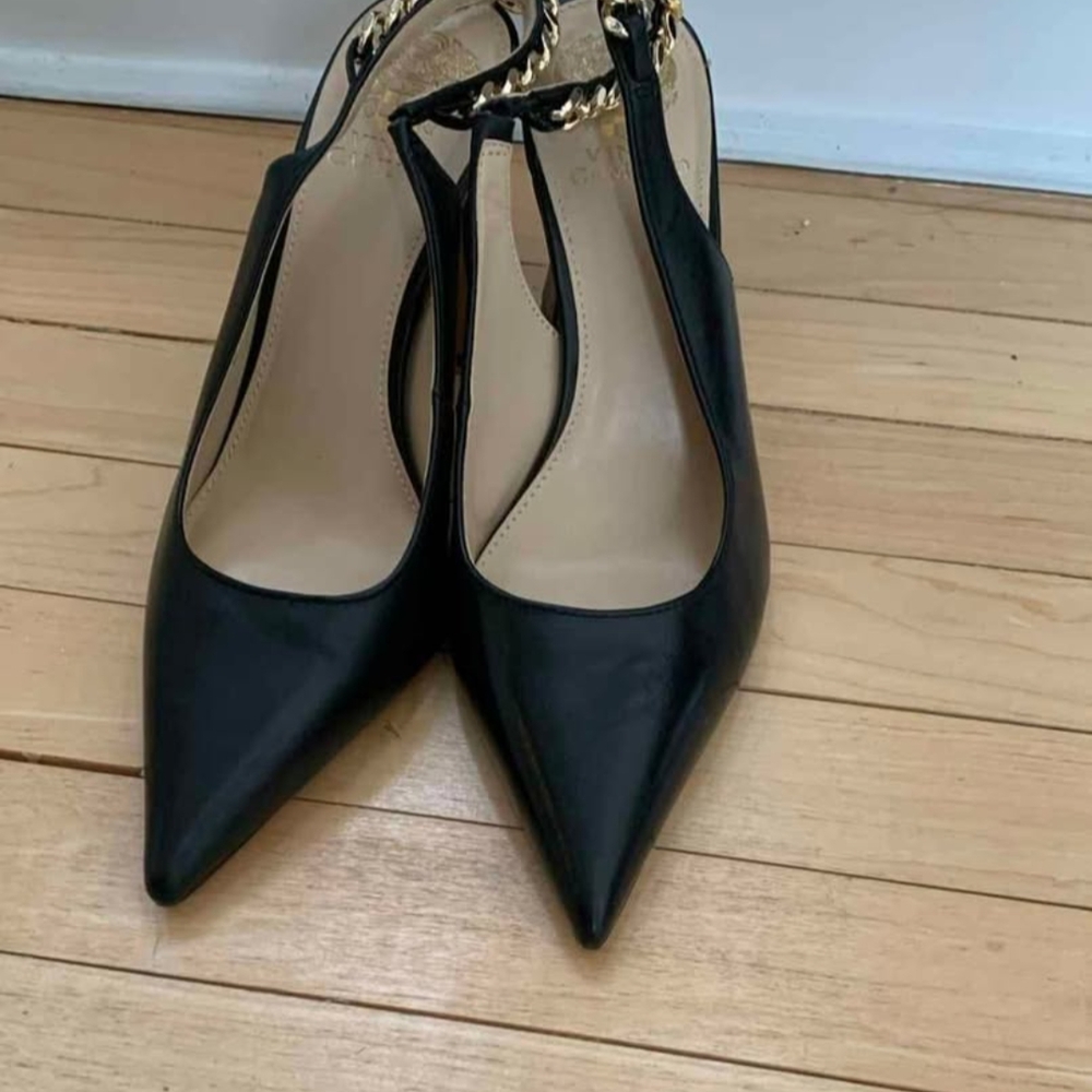 Vince Camuto Black Heels Sleek Pointed Toe
